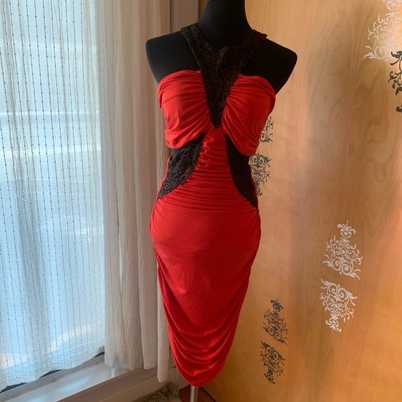 Vintage 2000s Y2K Bebe Red CutOut Sleeveless Asymmetrical Ruched Bodycon Dress M - Picture 6 of 12